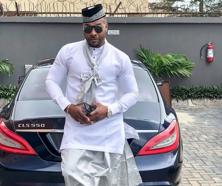 Ninalowo raises an alert after a 'impersonator vows to share a lady's nude photos.'