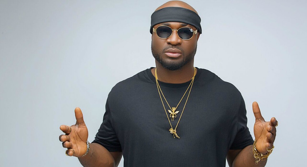 Men are sick of this whole independent woman idea, Harrysong says.