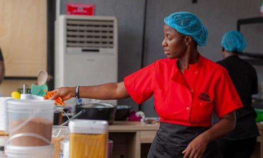 Hilda Baci, a Nigerian chef, succeeds in breaking the Guinness World Record.