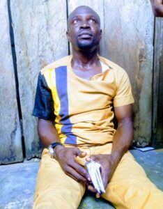 Man arrested for purportedly engaged in POS fraud by using charms (Photos)