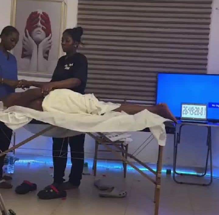 GWR - After Giving 50 Hours of Uninterrupted Massage to Numerous People, Joyce Collapsed Early this Morning (VIDEO).