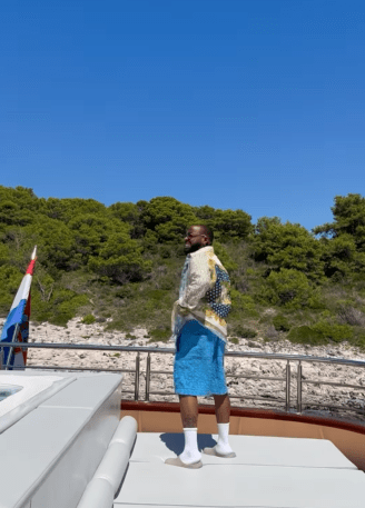 Davido States that he is "Man of the Year" While Posting a video of Himself Having Fun on an Extravagant Yacht in Croatia (VIDEO)