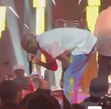 2Baba Expresses To Fans During Live Concert, "Ignore My Marital Drama, Now Let's Focus On Pressing National Issues" (Video)