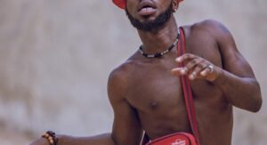 After being shot while filming in Ogun, Nigerian comedian Broda Shaggi was taken to the hospital.